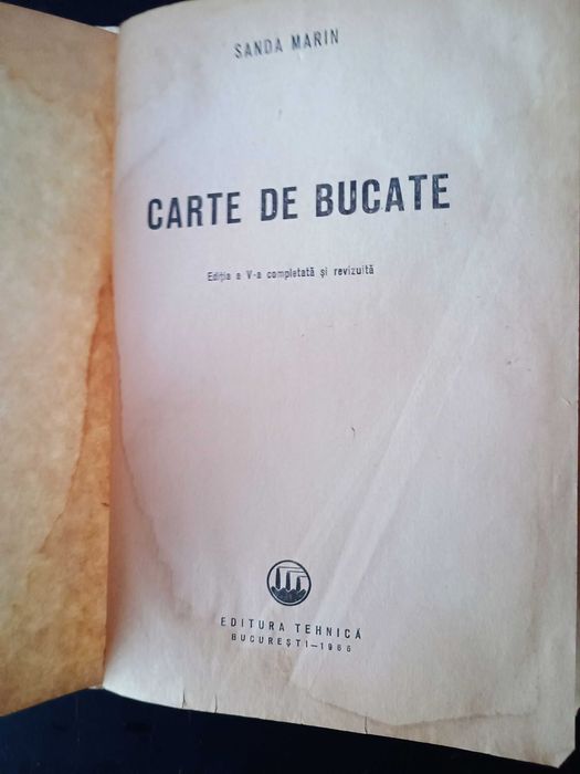 Carte de bucate -Sanda Marin