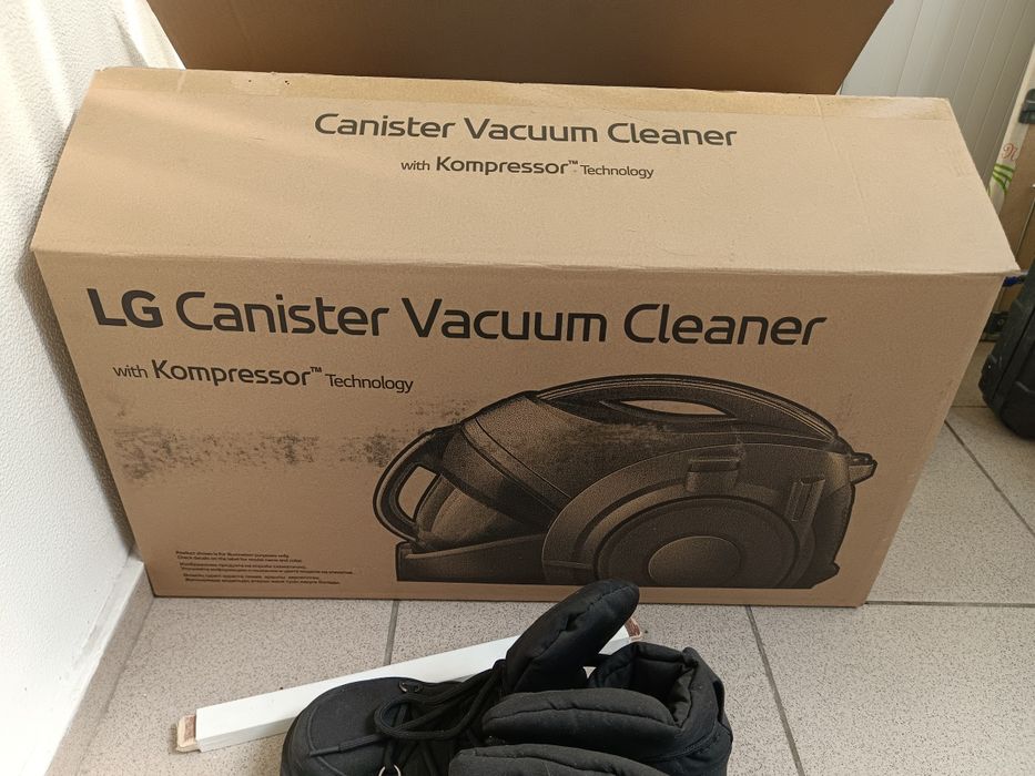 Пылесос LG VC73189