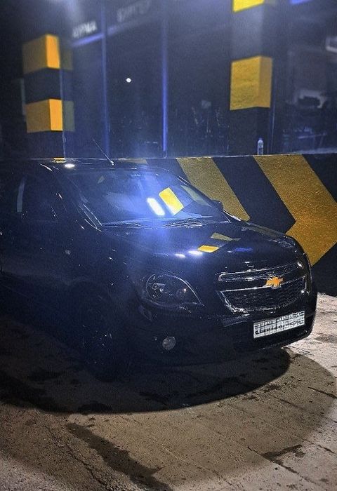 Chevrolet Cobalt midnight black