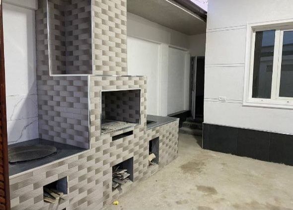 Uy sotiladi arzon va sifatli