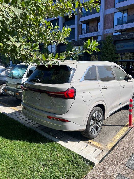 DONGFENG E5 Plus + кредит