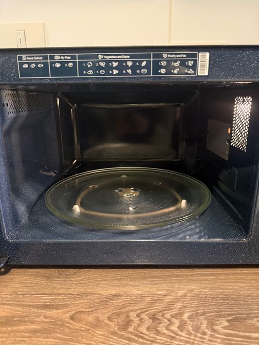 Cuptor microunde SAMSUNG 23l 800W