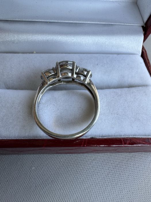 Inel din argint si cubic zirconia