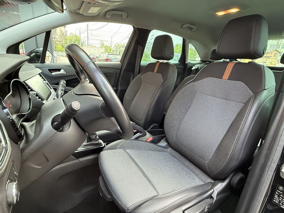 Opel Crossland  1.5 CDTI  Km 139800  An 2021