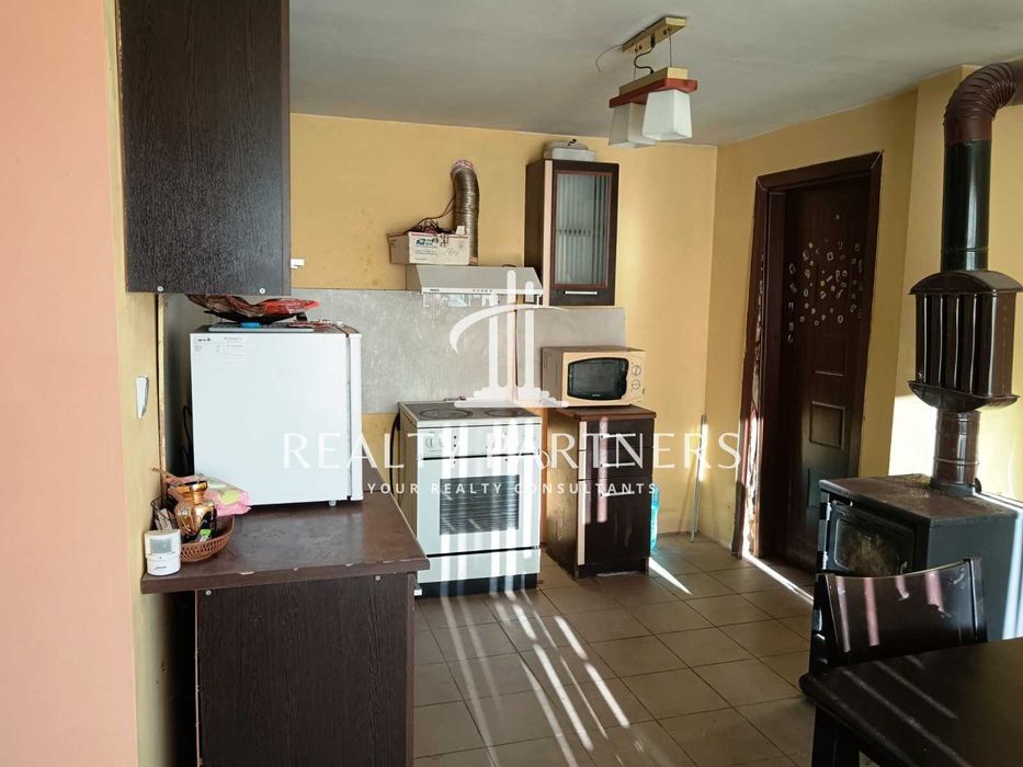 Продава се Къща в с. Видрица, Област Перник - 120 кв.м за 917 €/кв.м - Снимка #3