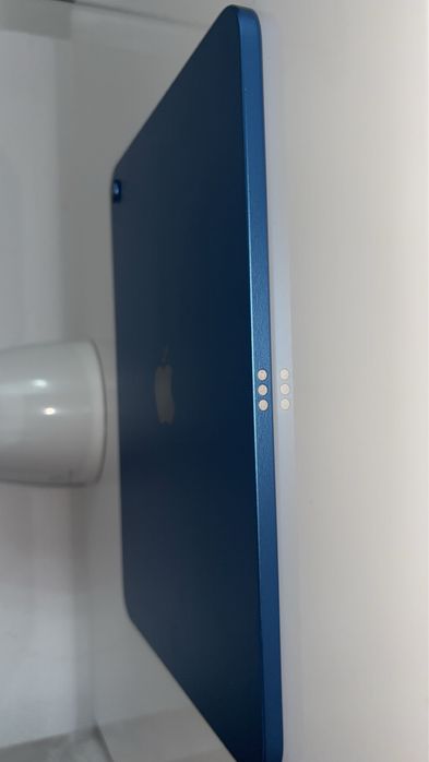 Apple Ipad impreuna cu apple pencil+doua huse si cutiile originale