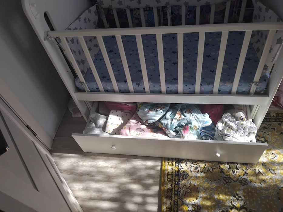 Детская кроватка