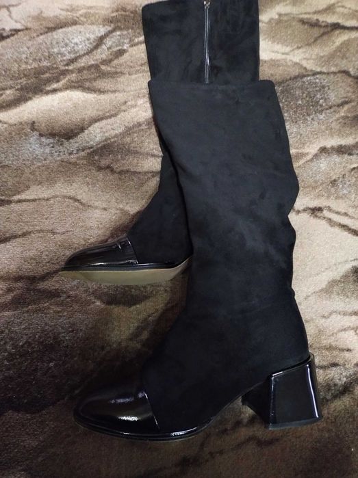 Черни дамски ботуши