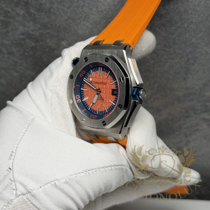 Часовник Audemars Piguet Royal Oak оранжев