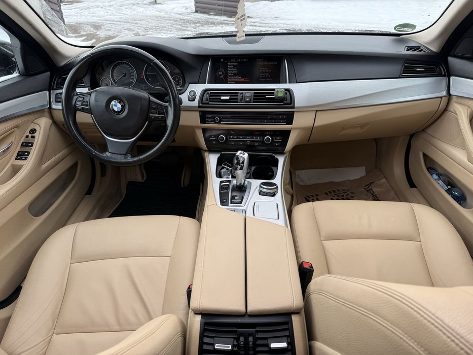 Bmw f10 520d luxury 218 cp euro6 trapa