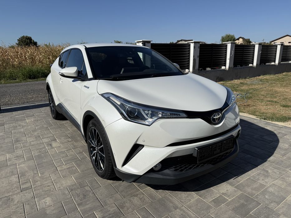 TOYOTA C-HR 1.8 Hybrid LOUNGE / 2017 / Istoric Toyota / Garantie /74.000 km
