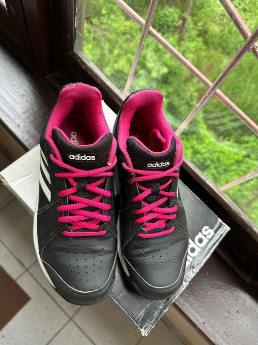 Кроссовки Adidas