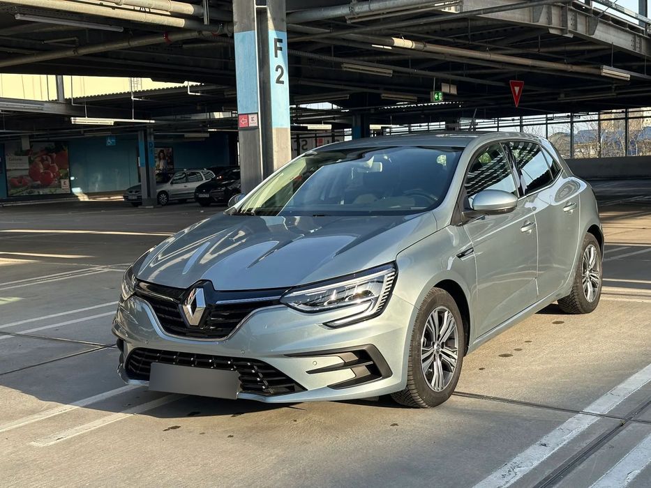 Renault Megane Masina la al doilea proprietar, cu revizii doar la reprezentante