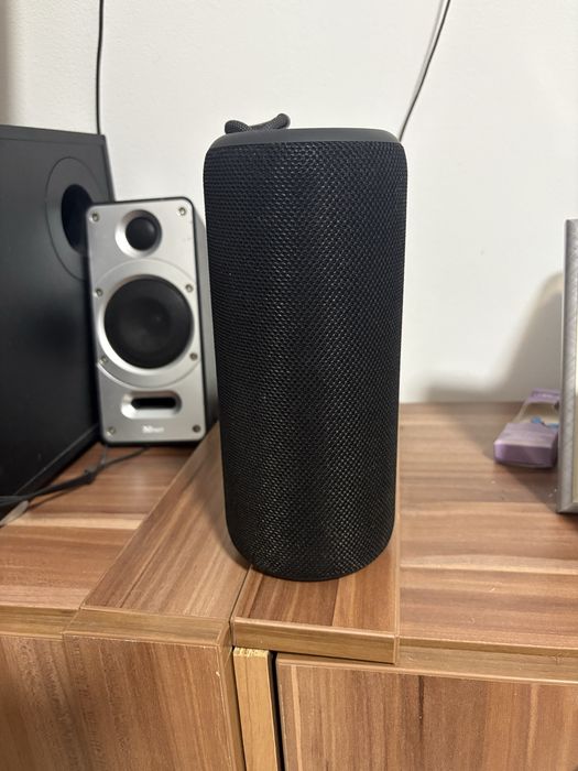 Vând boxa bluetooth
