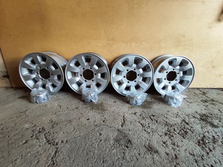 Диски R15 на Mitsubishi Pajero