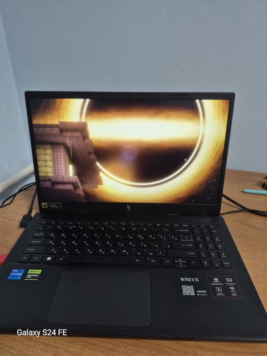 Acer Nitro V15 игровой ноутбут