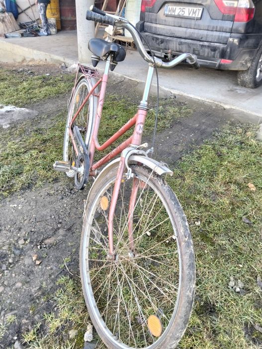 Vând bicicleta dama