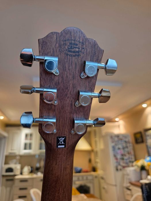 Електроакустична китара Washburn WCG20SCE Comfort Series + Премиум калъф Madarozzo