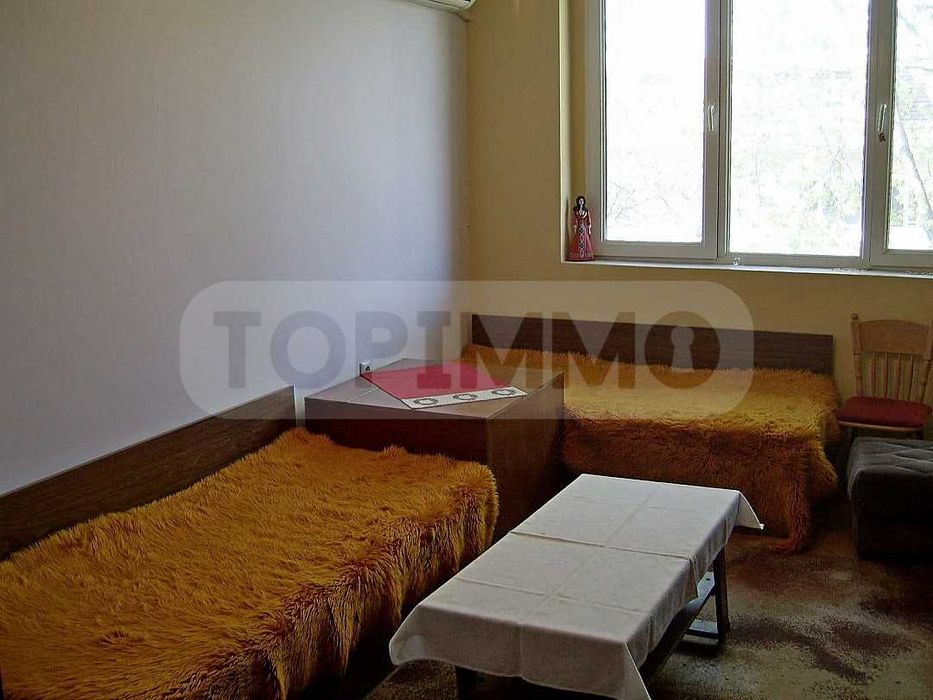 Дава се под наем Тристаен апартамент в Варна, Гръцка махала - 100 кв.м за 600 € - Снимка #4