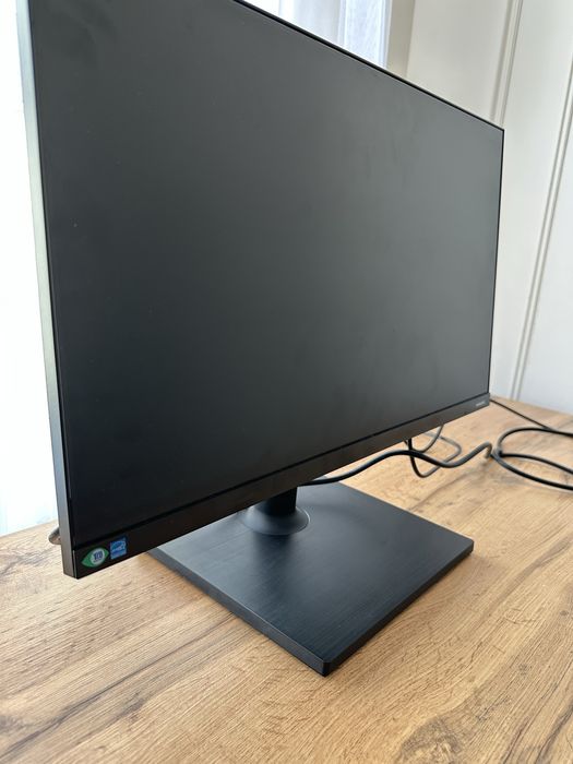 Монитор 24" Samsung LF24T450FQIXCI черный