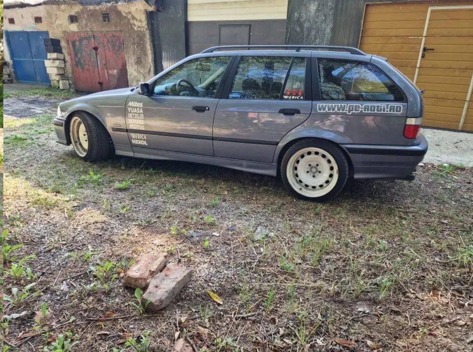 BMW Seria 8 1999 — imagine 3