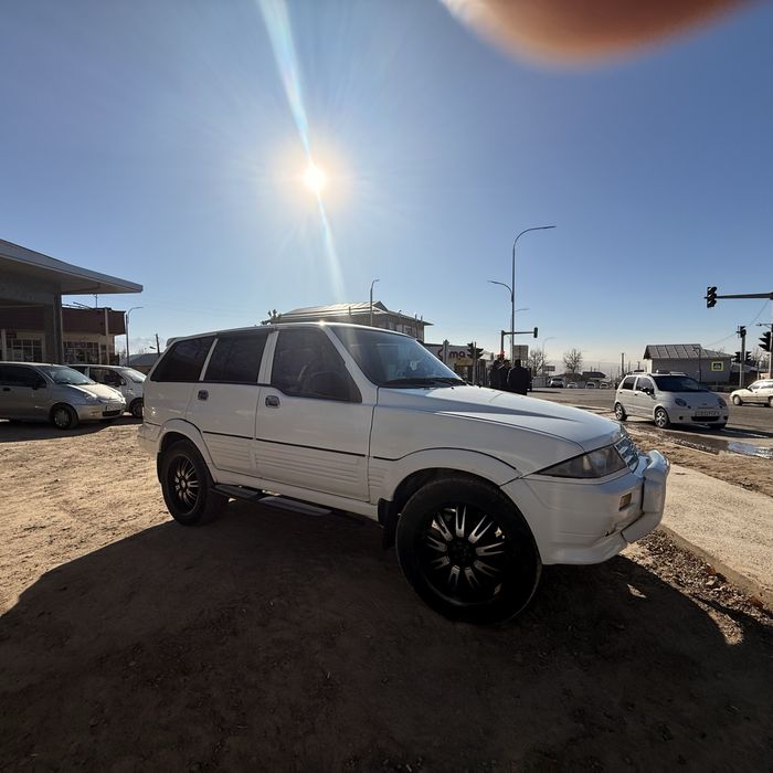 Ssang Yong Musso 1998 2.7