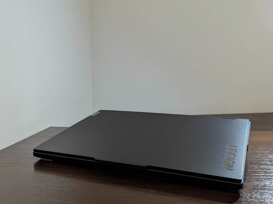 Ноутбук Legion Pro 5 16IRX8 RTX4060 / 240Hz HDR /  i7 13700HX