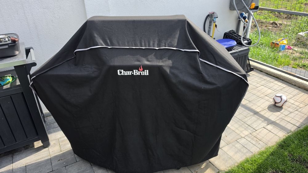 Grill CharBroil - stare impecabilă