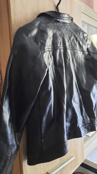 geaca neagra fete 9-10 ani