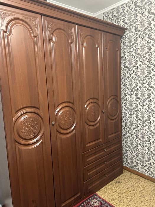 Продам шкаф срочно