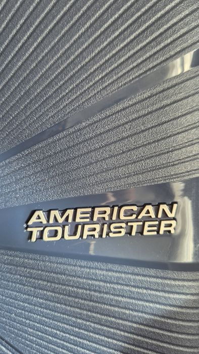 American Tourister beauty case