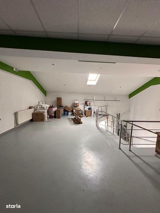 De inchiriat spatiu comercial in Roman, teren de 680mp, deschidere 21m