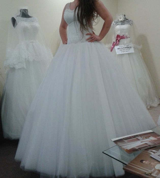 Rochie mireasa  marimea S