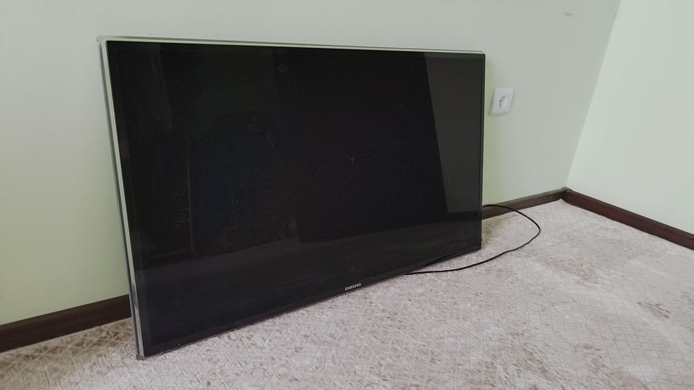 Televizior Samsung 43 lik smart emes