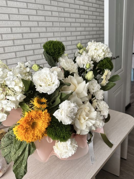 Цветы букеты свежие