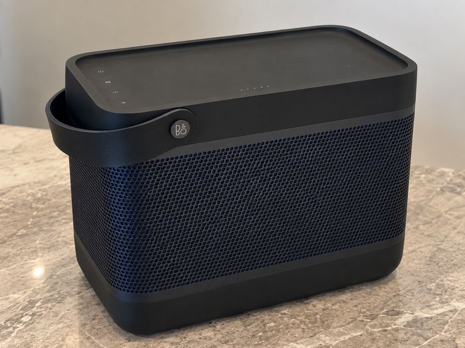Продам Bang & Olufsen Beolit 20.