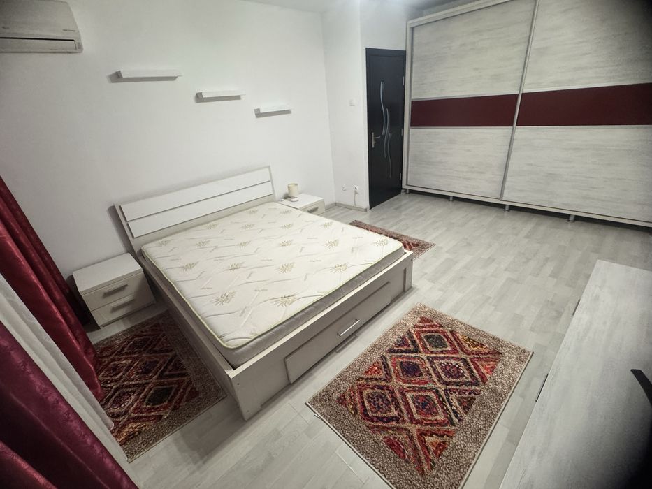 PROPRIETAR, inchiriez garsoniera 45 mp fix langa Mall Vitan / Bucuresti Mall