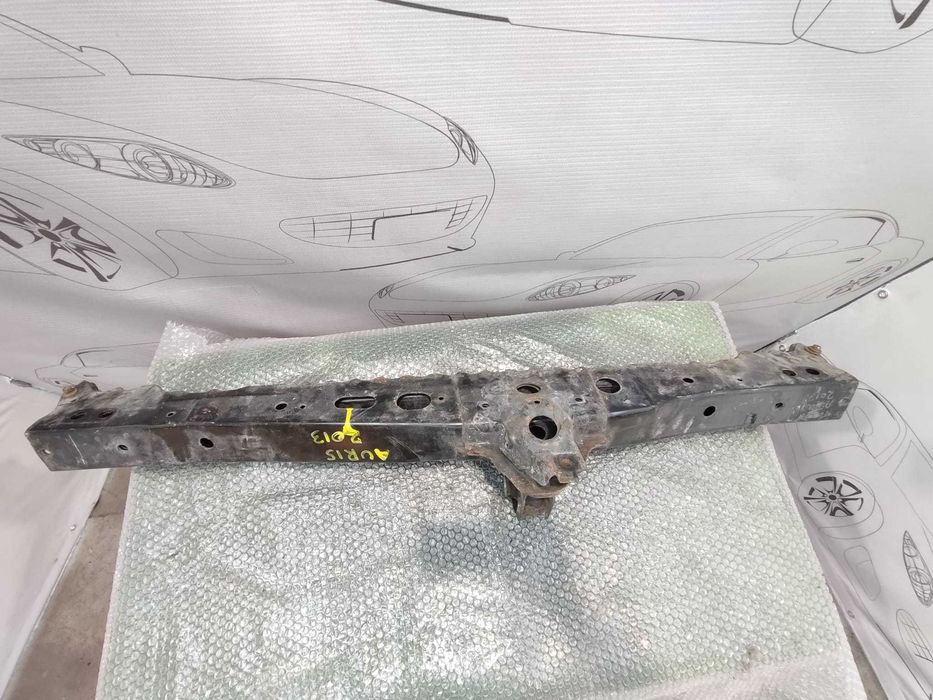 Cadru auxiliar / Traversă motor / Subcadru față Toyota Auris 57104-02230 2013 / [2012-2018] / (1C3)