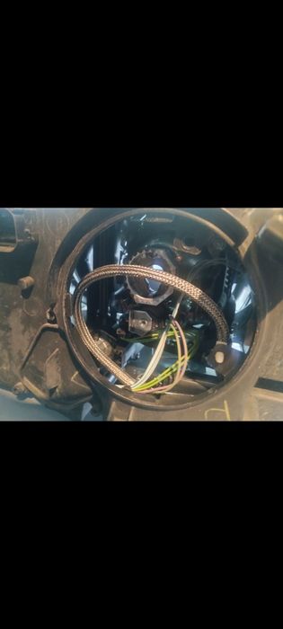 Десен фар БМВ х3 ф25 x3 f25 ксенон