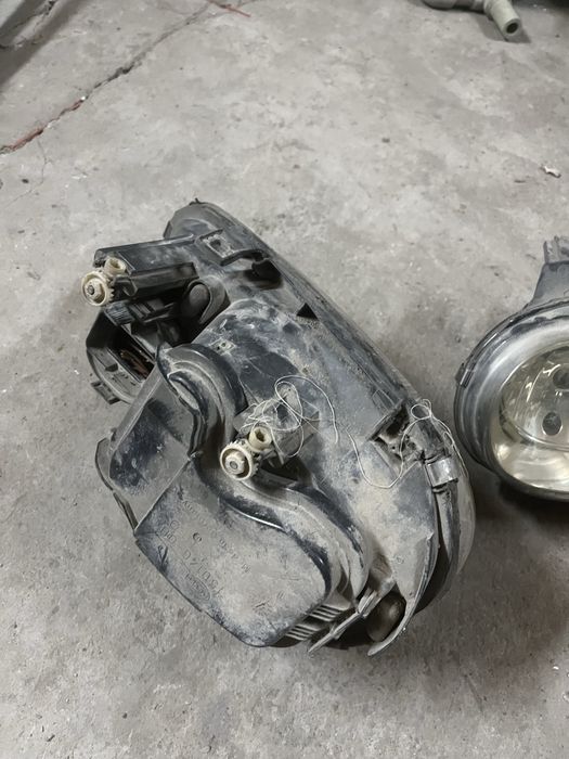 Фары передние Golf