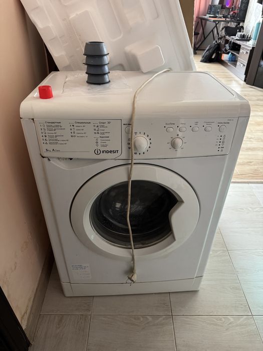 Стиралка indesit
