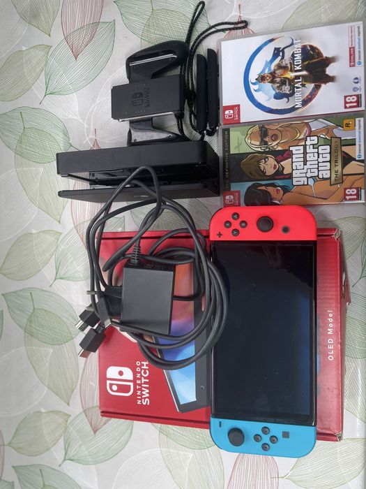 игравая приставка nintendo Switch OLED