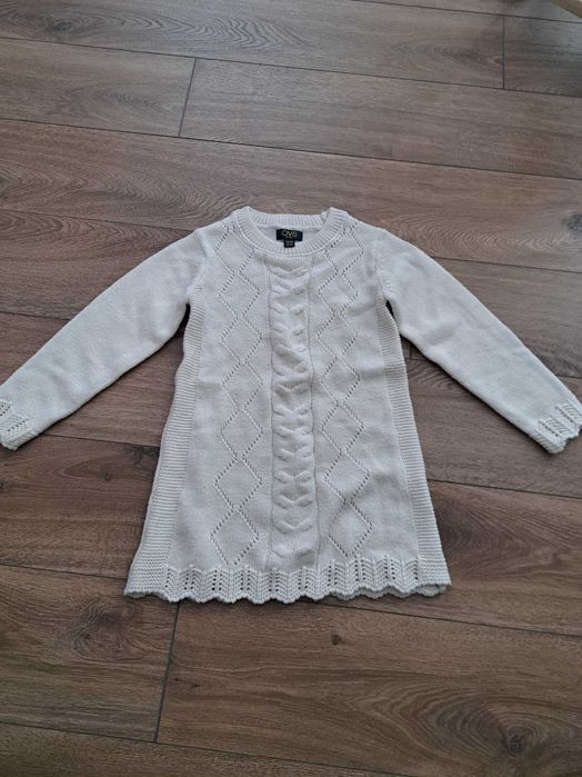 Дрешки момиче 104см