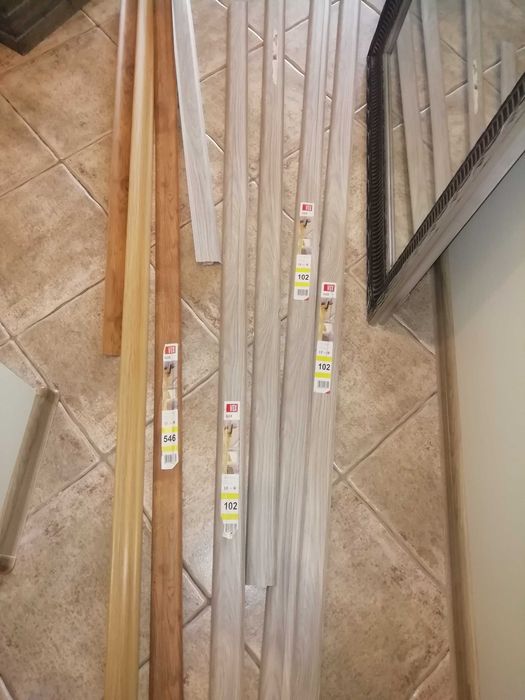 4 сиви нови первази с доста ъгли и тапи