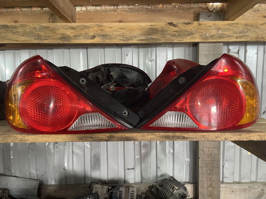 Кия Спектра задний фонарь