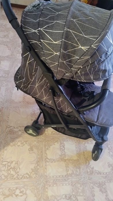 Продам коляску срочно