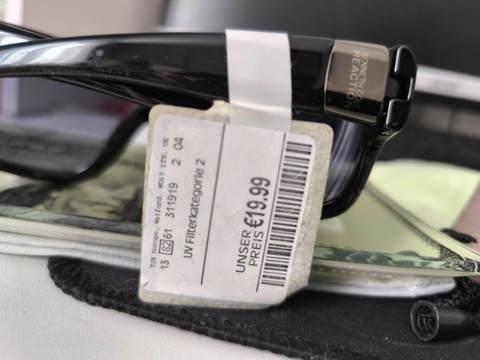 Очки kenneth cole reaction