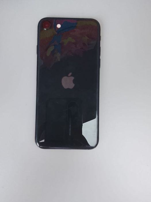 iPhone SE 2022 на запчасти