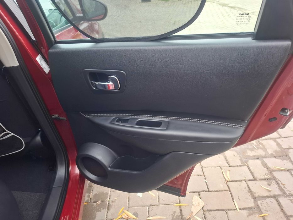 Nissan quaschai j 10