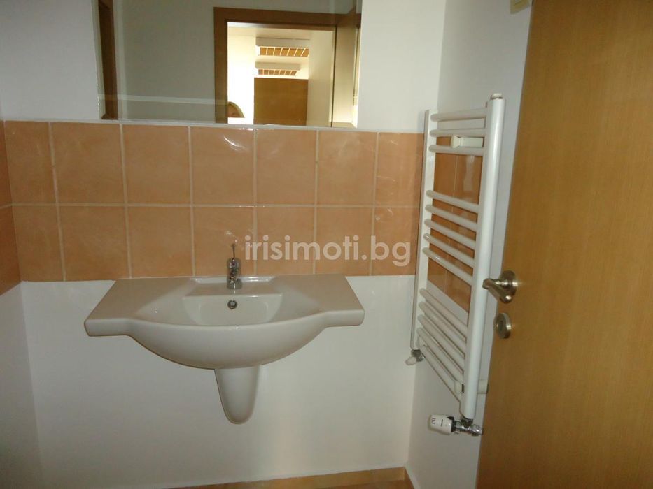 Дава се под наем Офис в София, Център - 60 кв.м за 360 € - Снимка #2